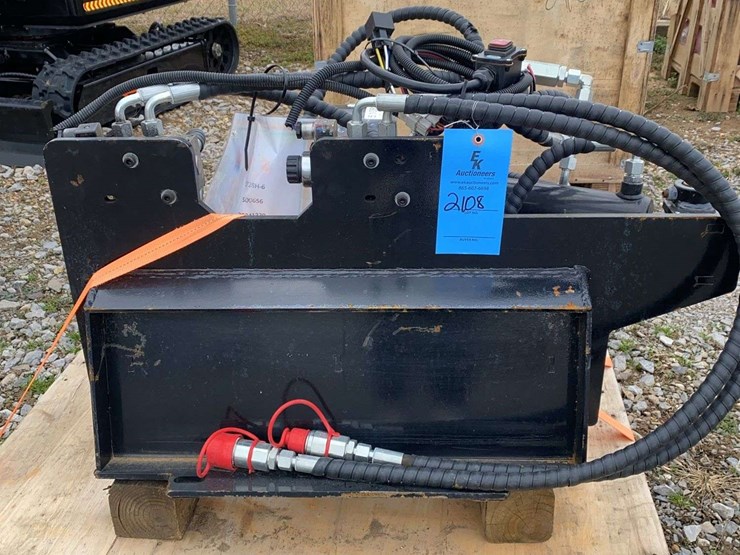 unused-giyi-mini-skid-steer-articulating-stump-grinder-image-1