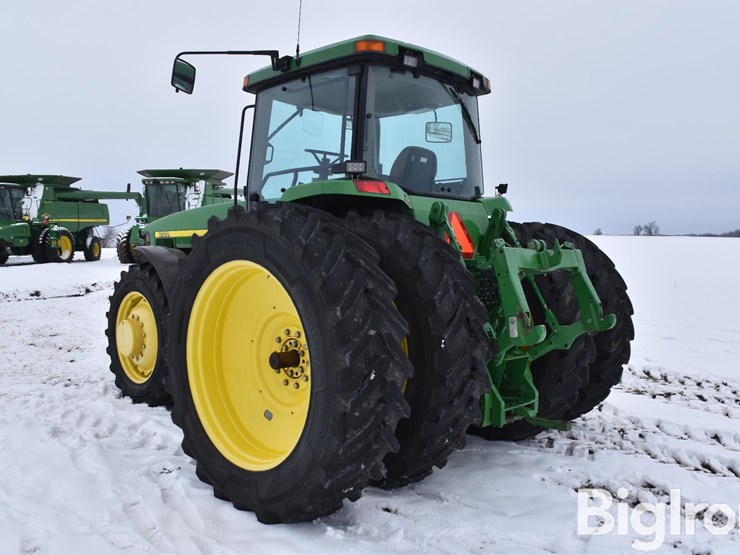 john-deere-8100-image-7