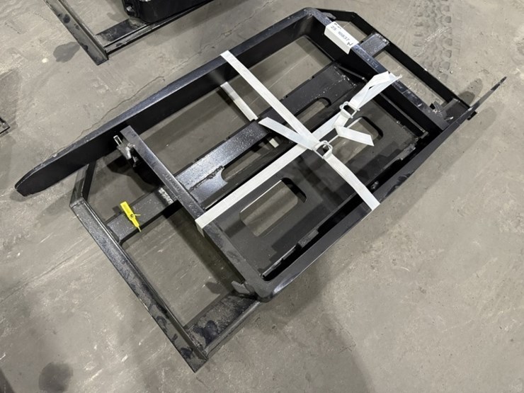 2025-aboss-pallet-forks-image-1