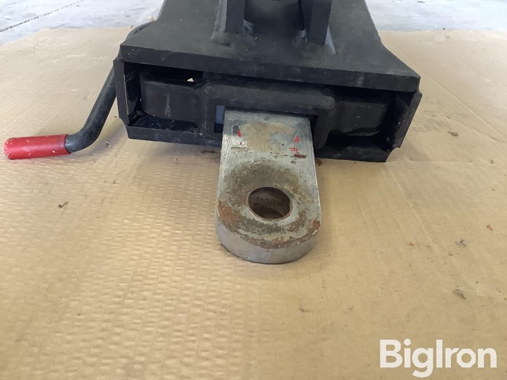 schuck-cushion-hitch-image-13