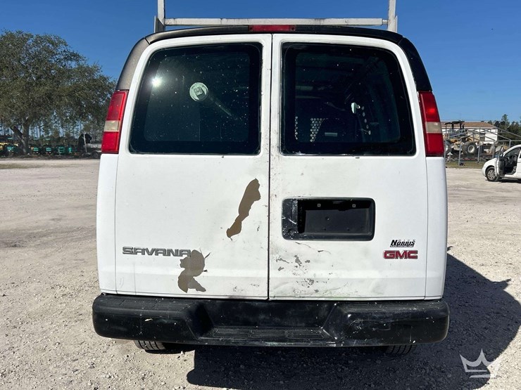 2008-gmc-2500-image-28