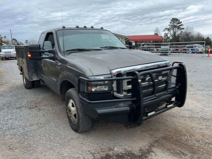 2003-ford-f350-image-11