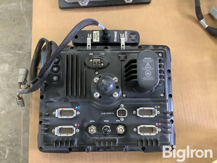 john-deere-8320-image-10