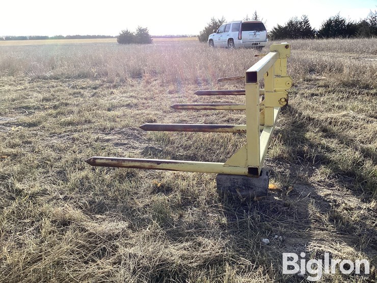 shop-built-round-bale-mover-image-8