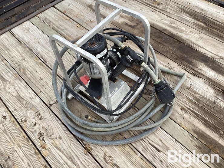 2017-dostec-20039-d4-fertilizer-pump-image-1