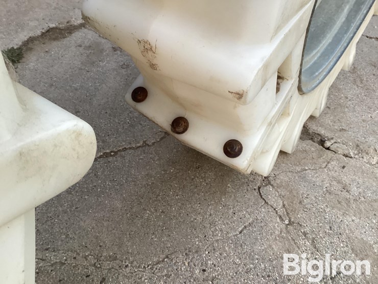 mach-2-11.2x24-airless-pivot-wheels-image-14