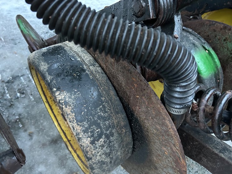 john-deere-750-image-6