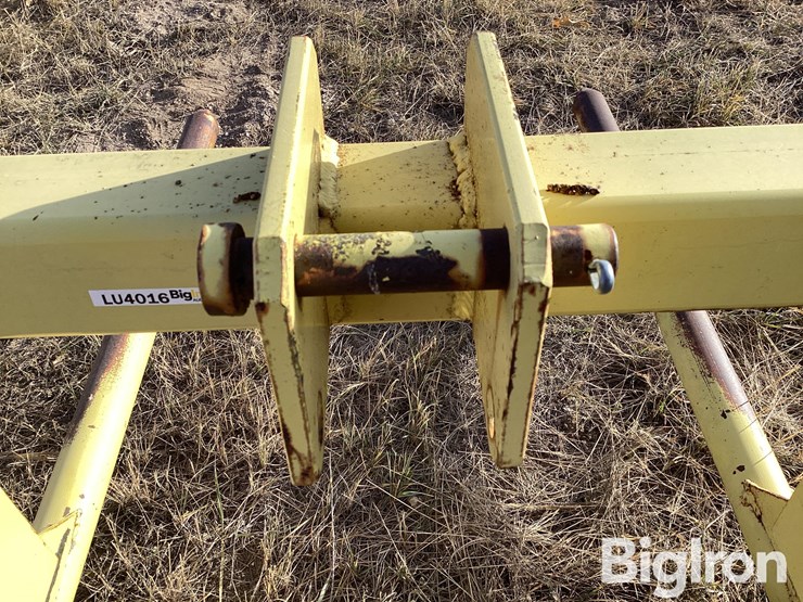 shop-built-round-bale-mover-image-10