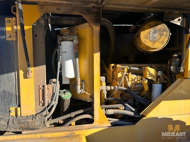 2001-caterpillar-it28g-image-19