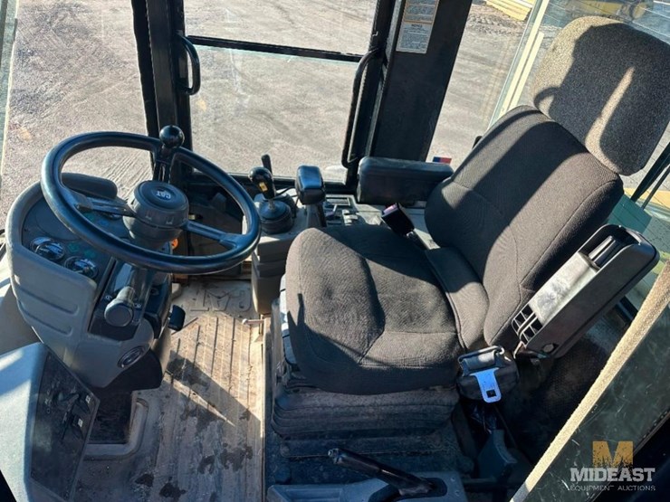 2001-caterpillar-it28g-image-21