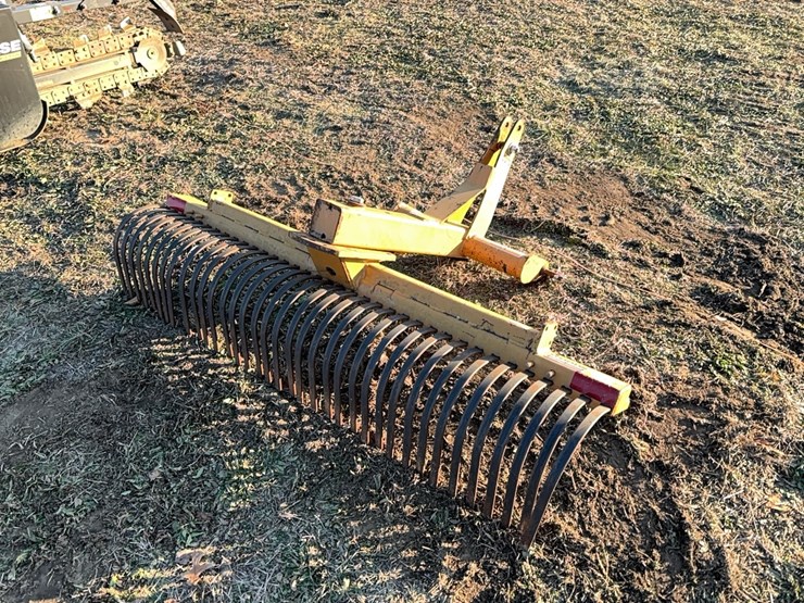 woods-lr106-2-rake-tractor-attachment-sn:24608186-image-2