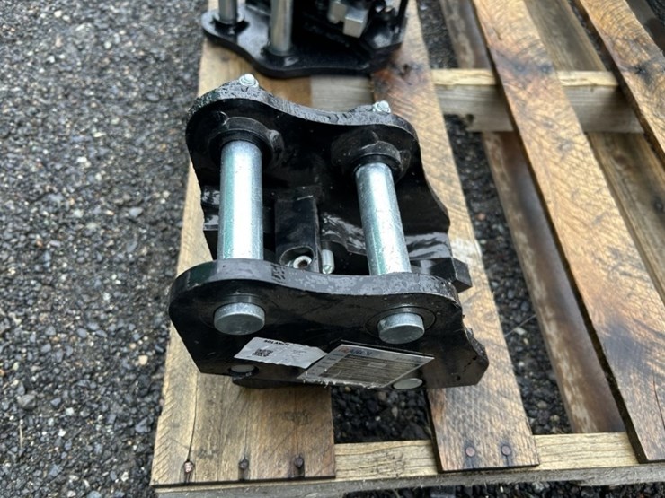 2025-ir-quick-coupler-image-1