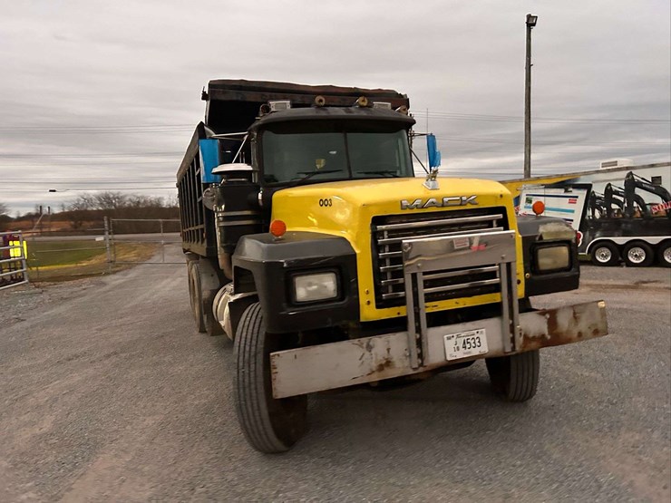 1995-mack-rd688s-image-7