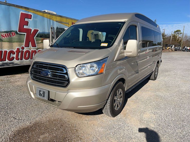 2019-ford-transit-image-5