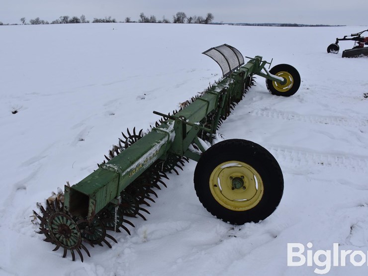 john-deere-400-image-17