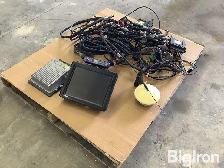 john-deere-8320-image-1