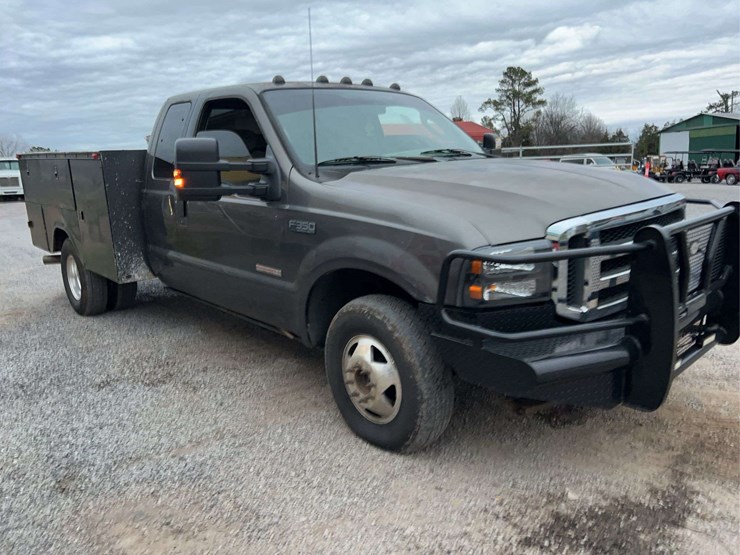 2003-ford-f350-image-12