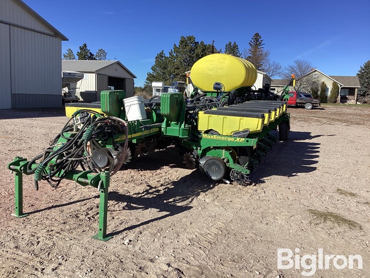 john-deere-1770nt-image-1