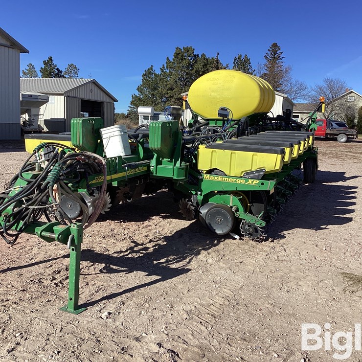 JOHN DEERE 1770NT