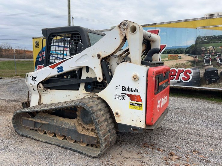 2019-bobcat-t770-image-24