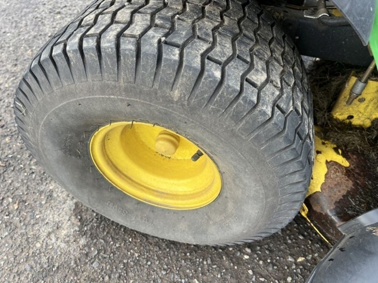 john-deere-la135-image-10