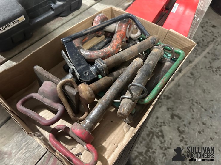 flat-of-hitch-pins-image-3