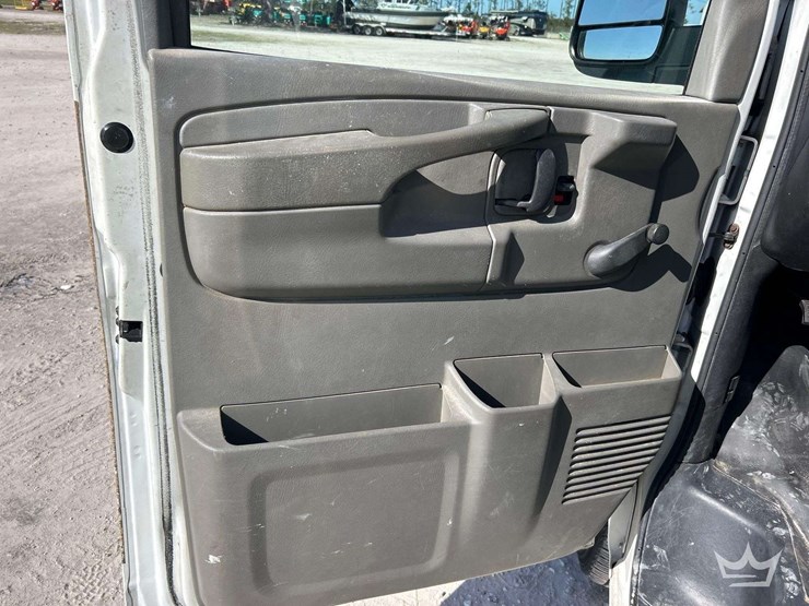 2008-gmc-2500-image-11