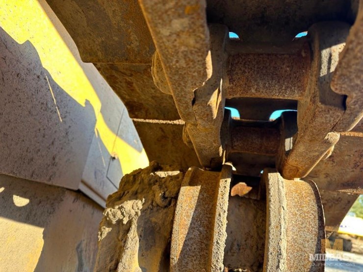 2004-caterpillar-d6r-xl-image-29