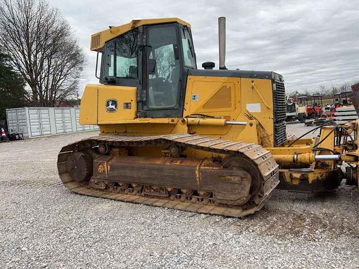 2007-deere-750j-image-9