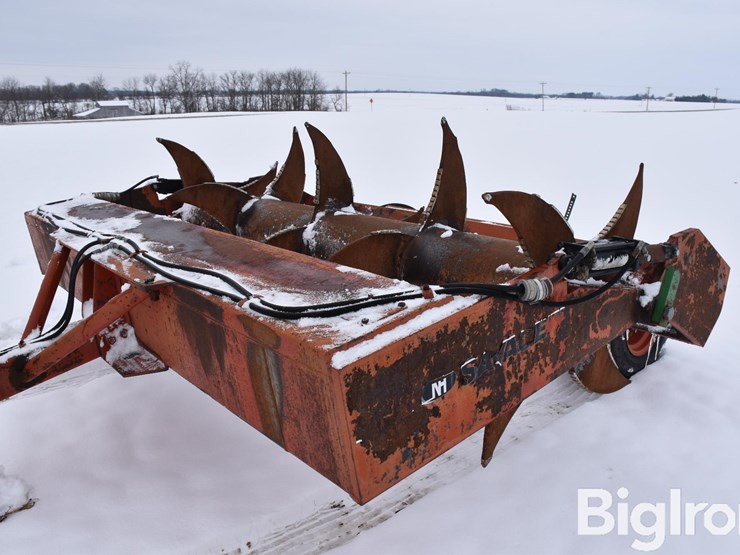 nh-savage-6580-aerator-image-12