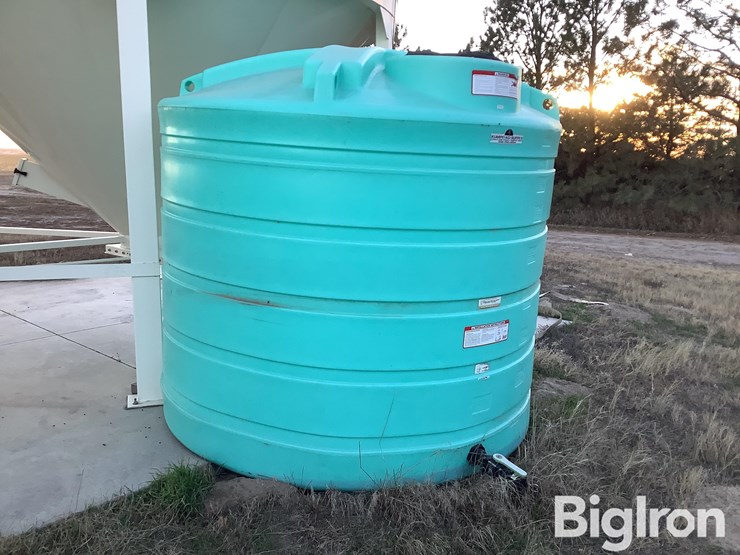 2023-endura-plas-1550-gallon-tank-image-3