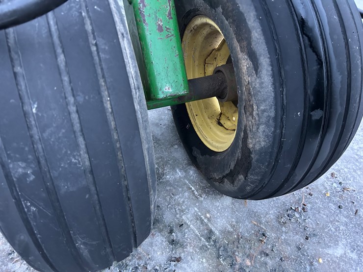 john-deere-750-image-5