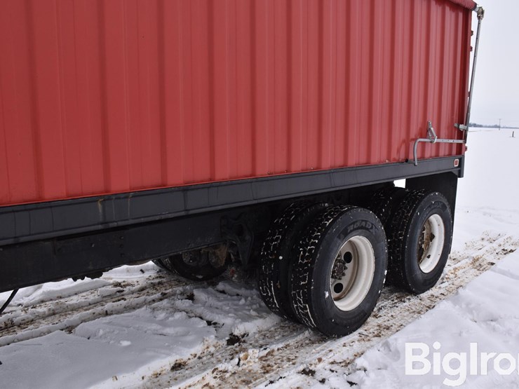 1999-international-4900-image-18