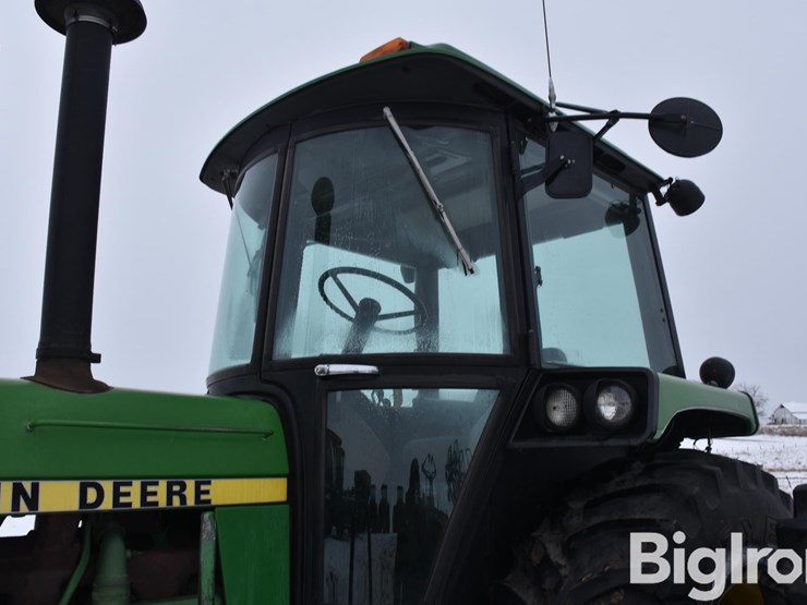 john-deere-4450-image-13