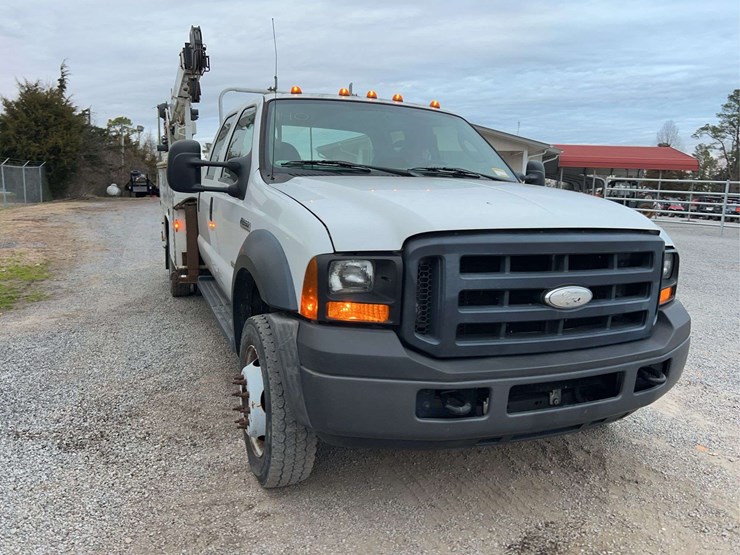 ford-f550-image-9