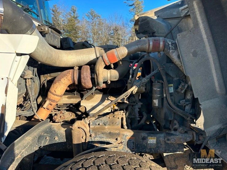 1999-mack-rd688-triaxle-dump-truck-image-35