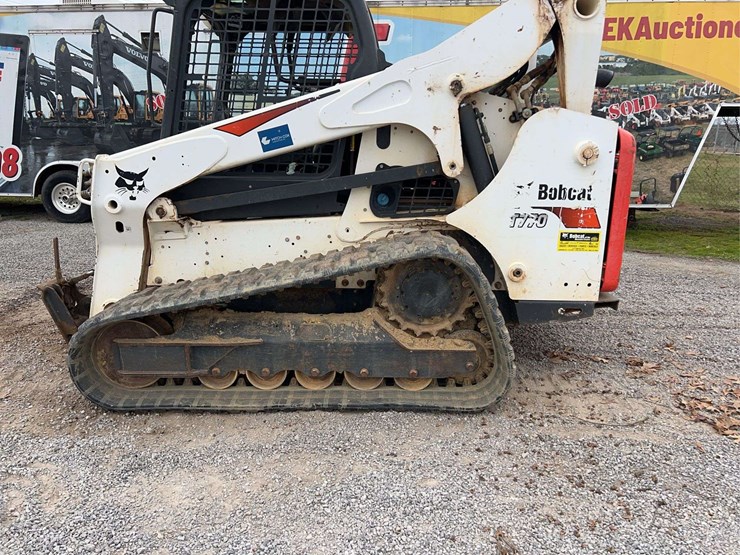 2019-bobcat-t770-image-26