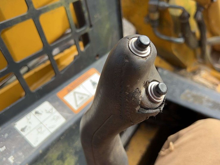 john-deere-317-image-36