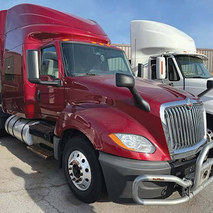 2020 INTERNATIONAL LT