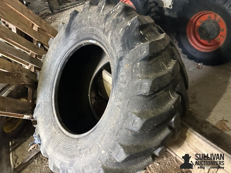 600/65r28-tractor-tire-image-5