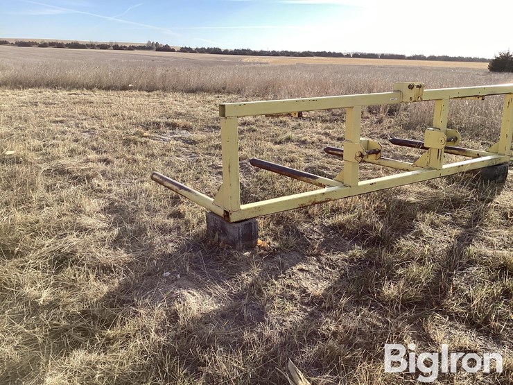 shop-built-round-bale-mover-image-7