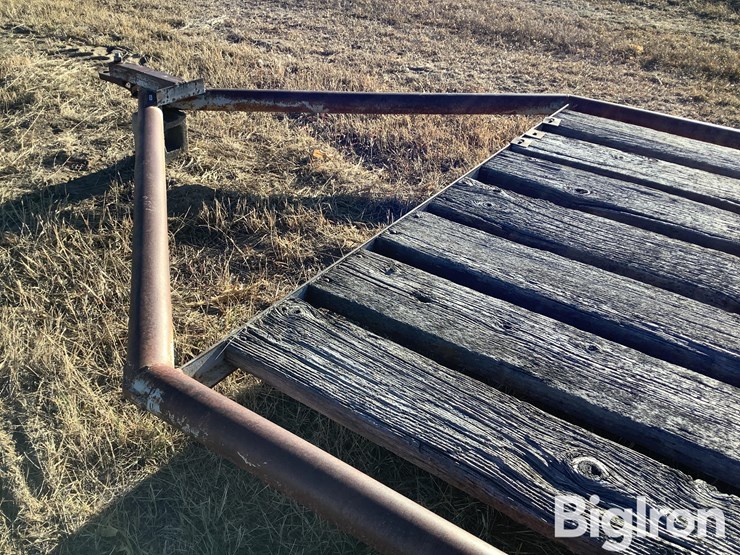 donahue-implement-trailer-image-9