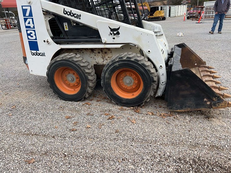 bobcat-743-image-12