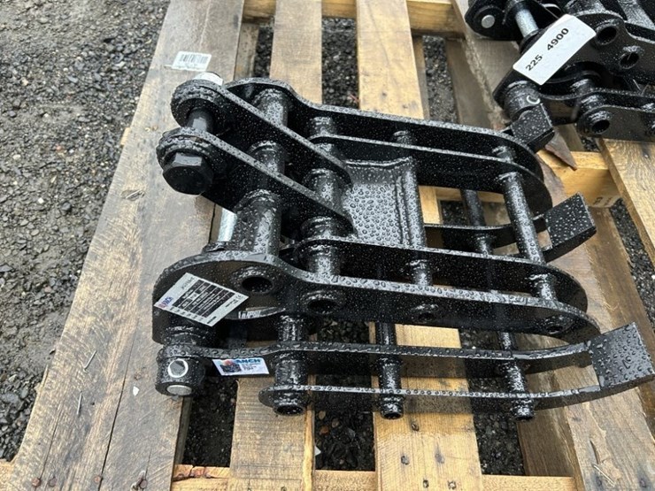 2025-ir-log-grapple-bucket-image-1