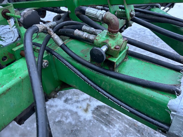 john-deere-750-image-8