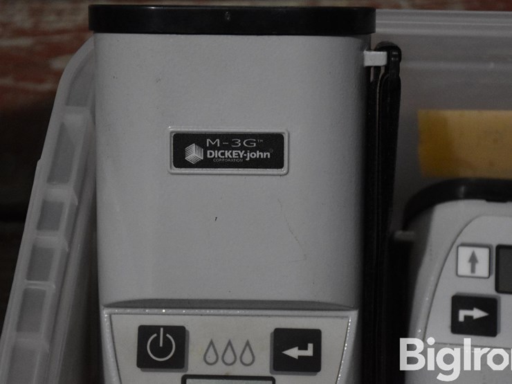 dickey-john-m3-g-moisture-testers-image-2