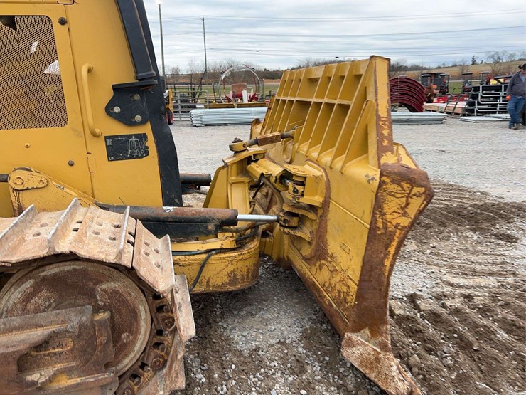 2015-caterpillar-d5k2-lgp-image-20