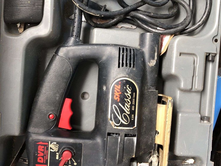 skil-saber-saw-image-2