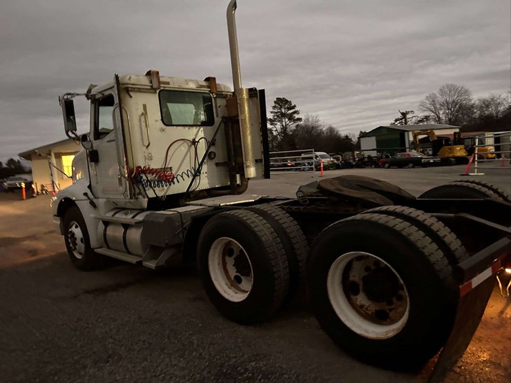 international-9200-image-14