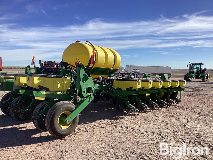 john-deere-1770nt-image-5